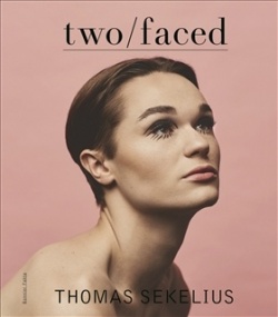 Per Magnusson, Beata Holmgren, Joakim Krantz: Two/faced (Hardcover, Swedish language, 2018, Bonnier fakta)