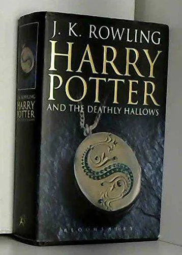 J.K. Rowling: Harry Potter and the Deathly Hallows (2007, Bloomsbury Publishing)