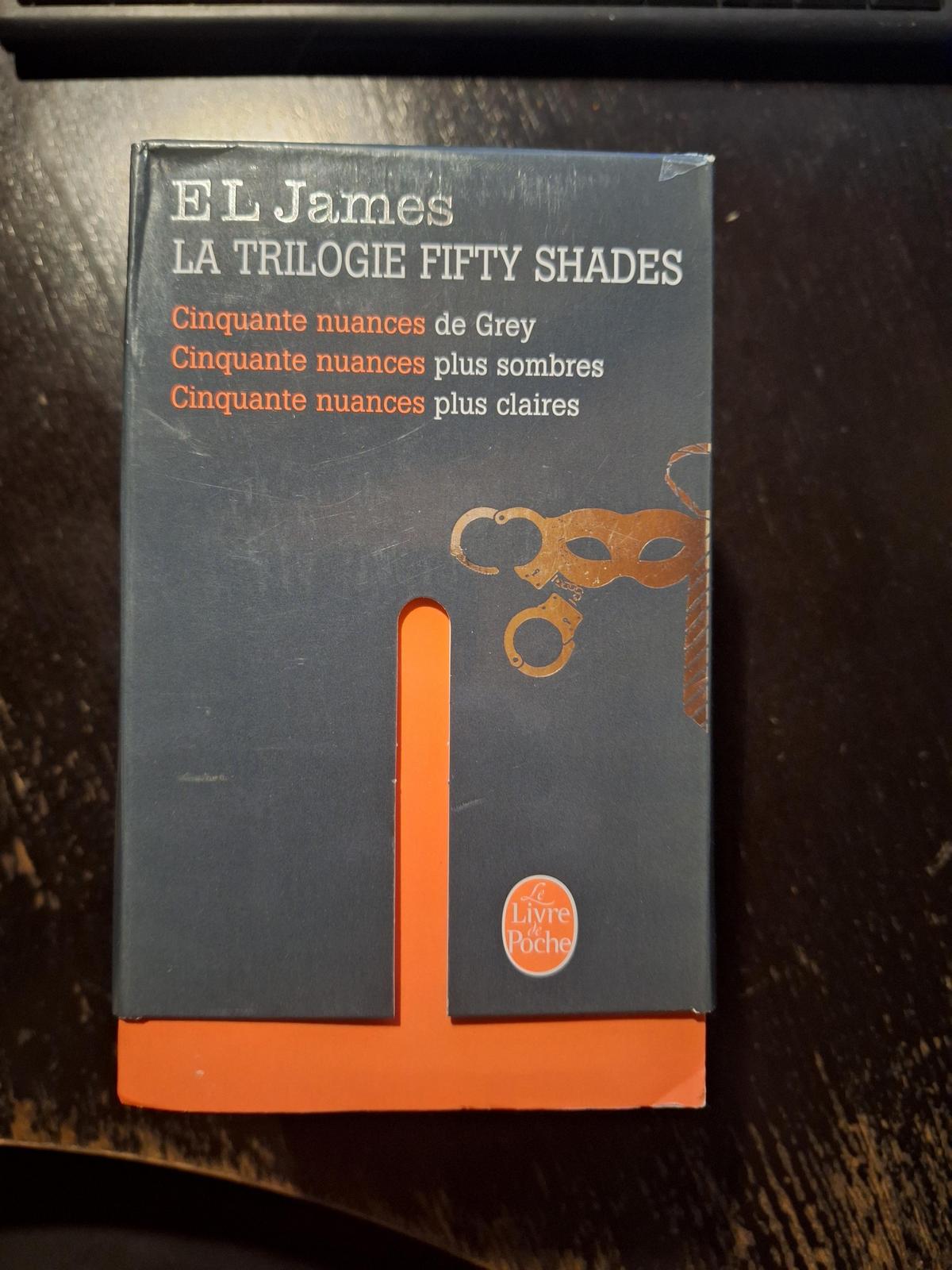 Alexandre Dumas, EL James, ELjames, EL james, E L James, Becca Battoe, E. L. James, E.l. James, E L James: Coffret la trilogie Cinquante nuances de Grey - plus sombres - plus claires (French language)