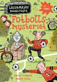 Helena Willis Render: Fotbollsmysteriet (Hardcover, Swedish language, 2018, Bonnier Carlsen)